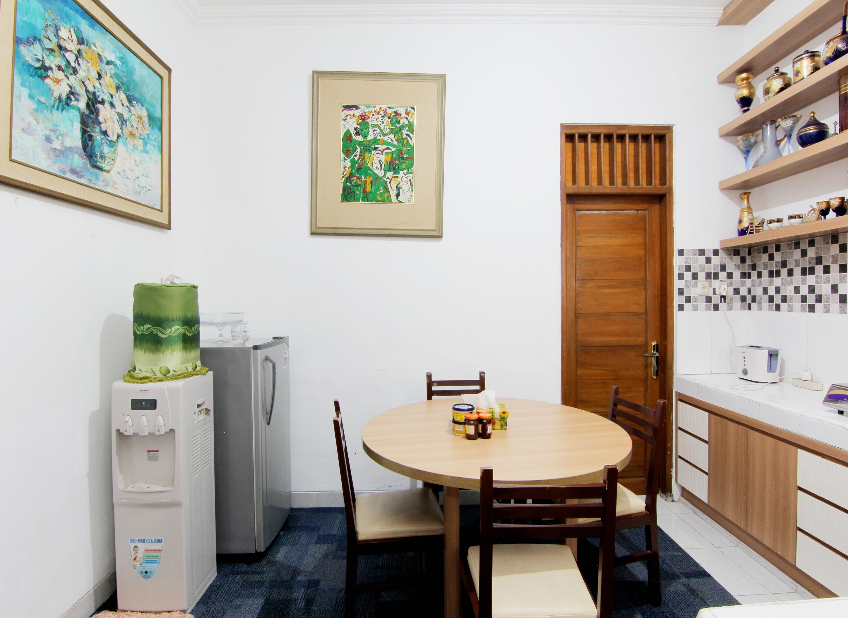 Embe Joglo Homestay Maguwo Exterior photo