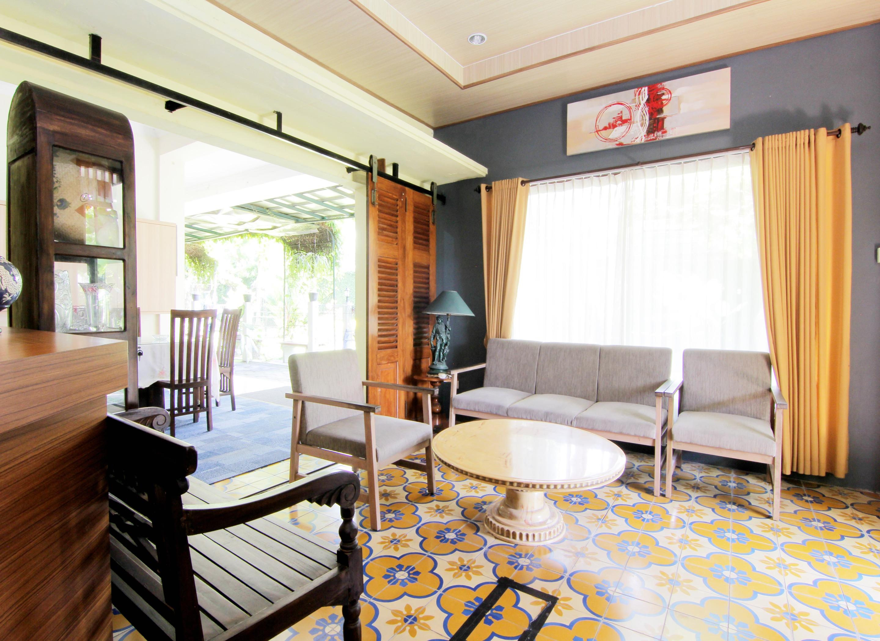 Embe Joglo Homestay Maguwo Exterior photo
