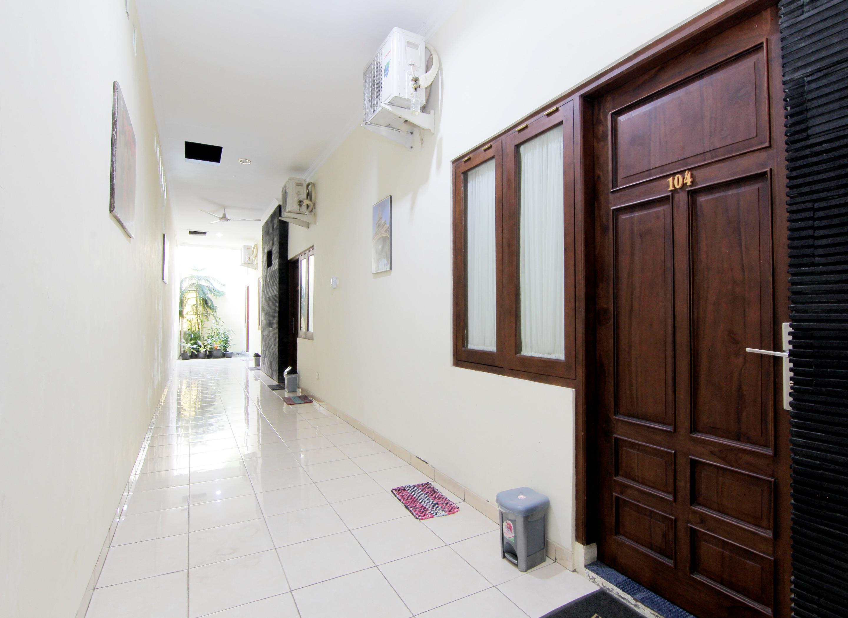 Embe Joglo Homestay Maguwo Exterior photo