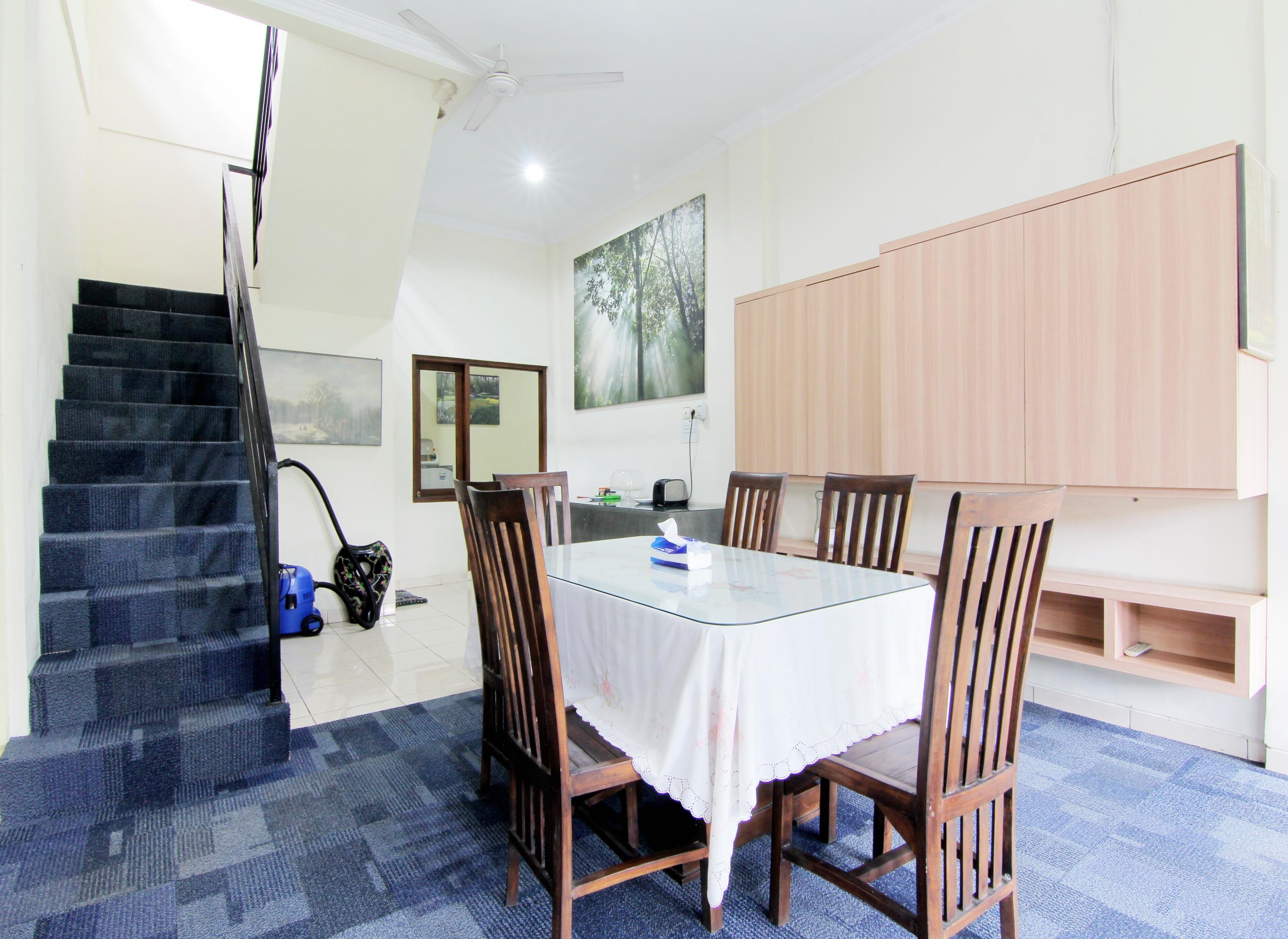 Embe Joglo Homestay Maguwo Exterior photo