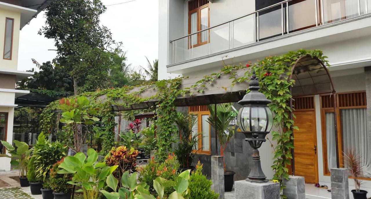 Embe Joglo Homestay Maguwo Exterior photo