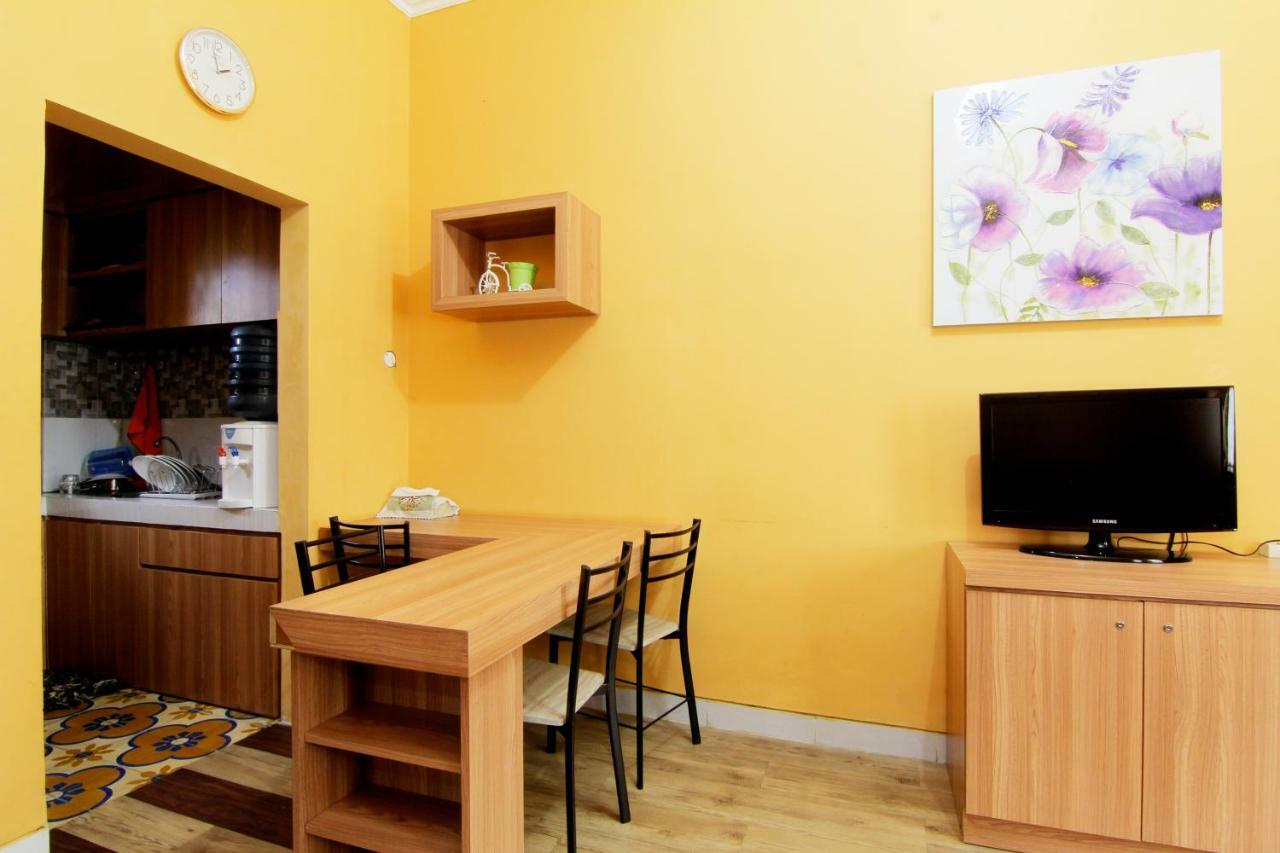Embe Joglo Homestay Maguwo Exterior photo